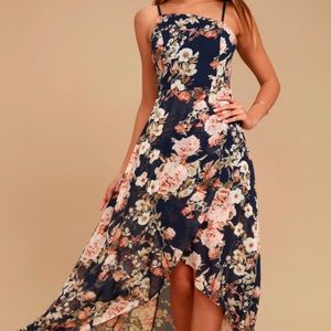 Lulus Asymmetric Floral Maxi (Navy)